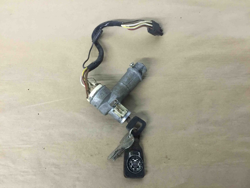 JAGUAR XJ XJ6 XJ12 SERIES 1 LUCAS IGNITION SWITCH WGB622 FITS SERIES 2 For Sale, Seattle WA
