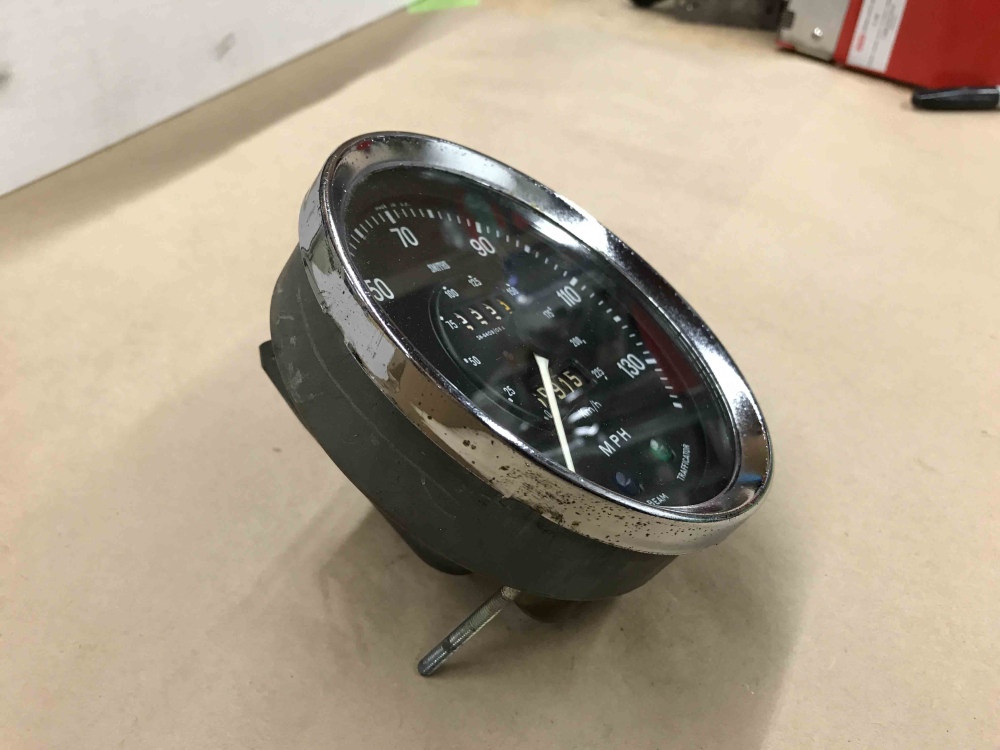 Triumph TR250 TR6 SMITHS Speedometer Speedo MPH Gauge SN 6409/08 A
