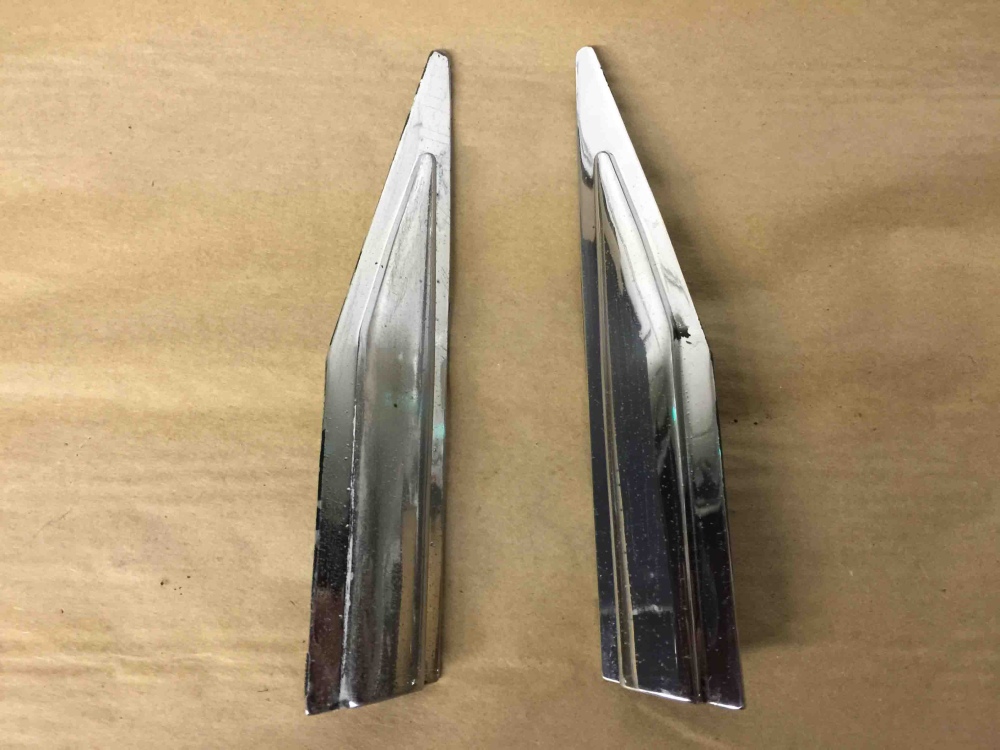 JAGUAR XKE SERIES 2 CHROME TRIM UNDER QUARTER WINDOW CHROME TRIM For