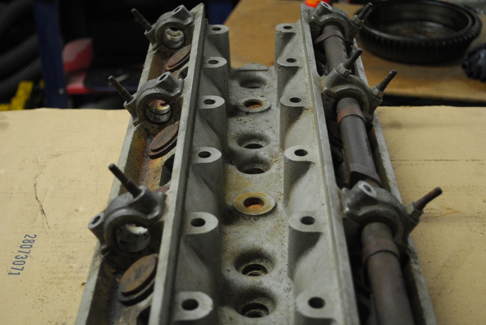 JAGUAR CYLINDER HEAD NO STAMP VINTAGE MOTOR ENGINE For Sale, Seattle WA