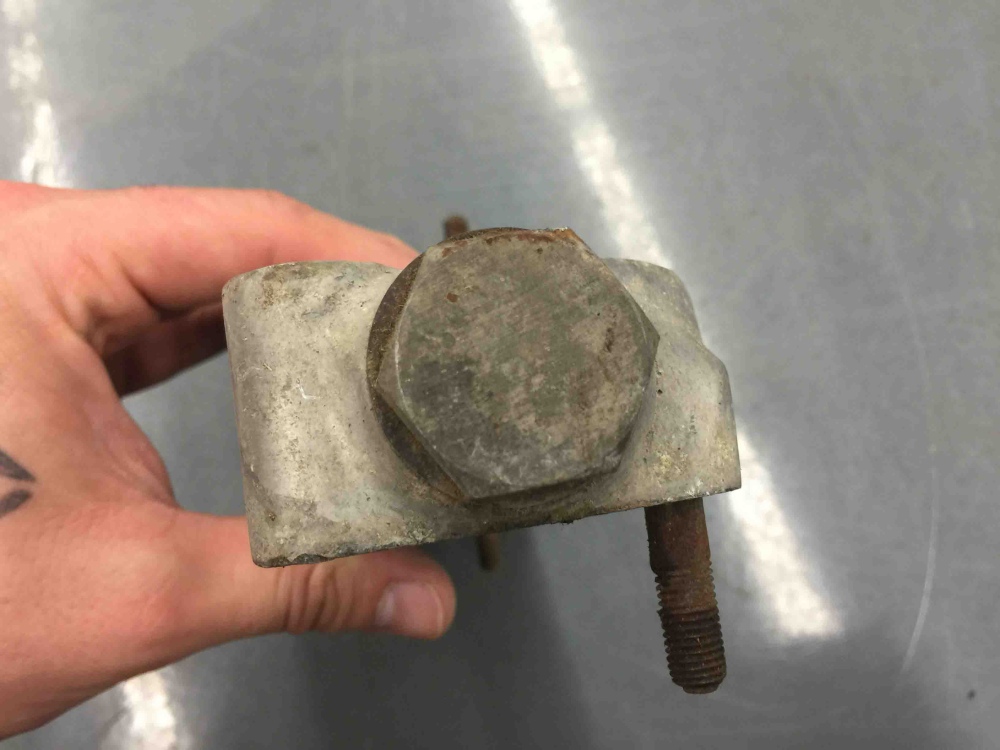 Jaguar XKE E Type Intake Manifold Water Jacket C28703 4.2 For Sale