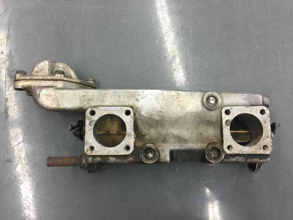 Jaguar XKE E Type Intake Manifold Water Outlet Pipe Blanking Plate