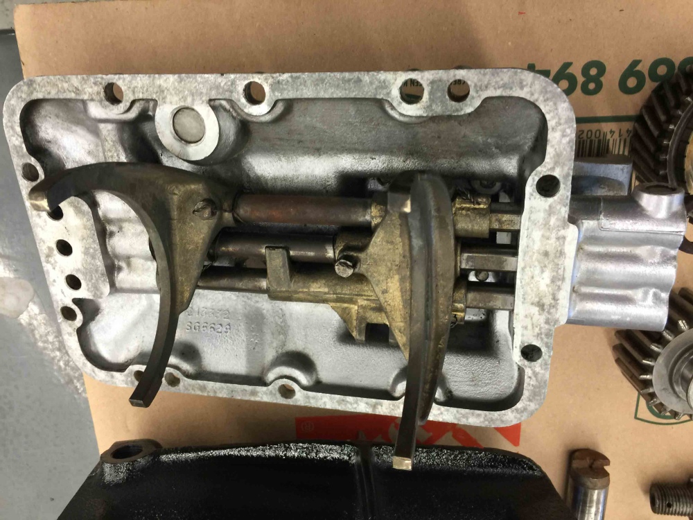 Jaguar XKE E Type Moss Gearbox Transmission 4 Speed S1 EB12785JS Dated