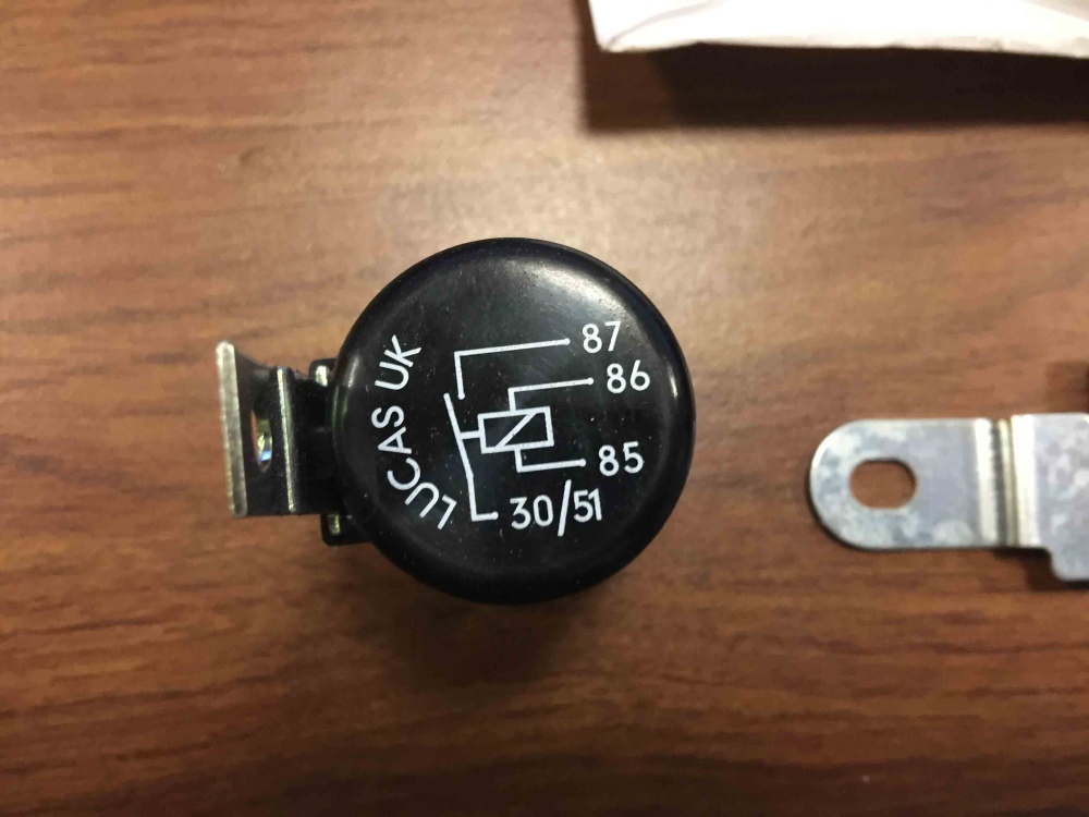 LUCAS Relay DRC132 MG MGB Jaguar XJ6 XJ12 XJS Triumph TR4A NOS For