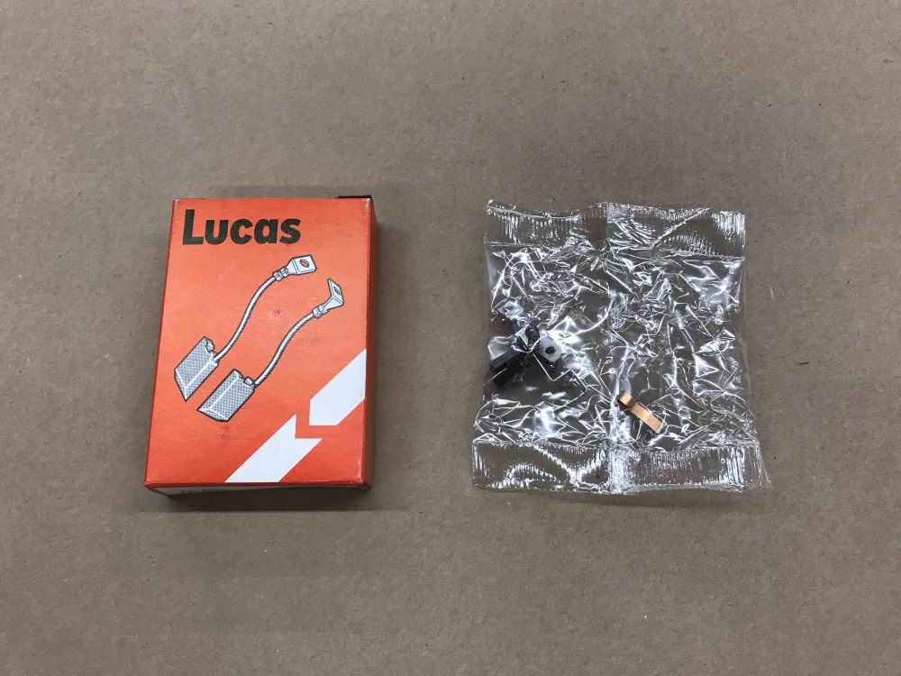 LUCAS Alternator Brush Set Kit 15 16 17 18 ACR LAX3132 1189 ULB110 54219368 NOS For Sale