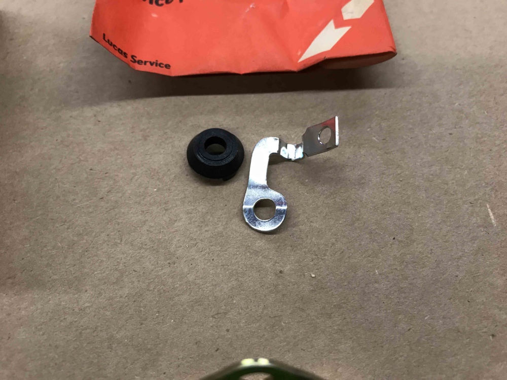 LUCAS Alternator Regulator UCB100 37647S Jaguar XJ XJ6 XJ12 XJS MG