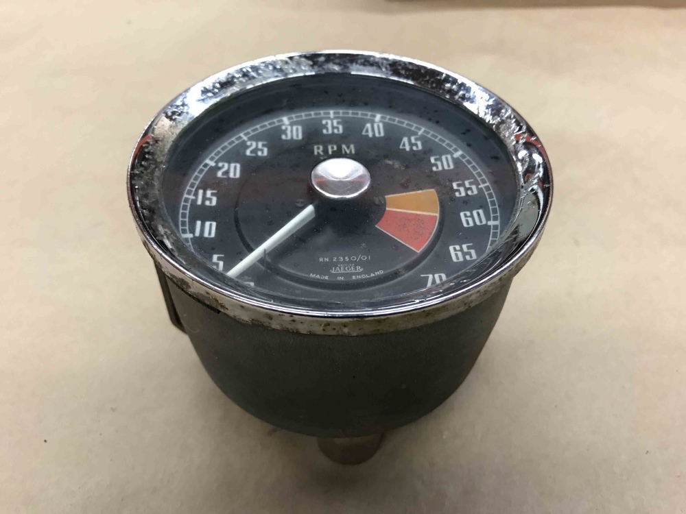 MG MGA 1500 1600 JAEGER Tachometer Tach RPM Gauge RN 2350 01 Ignition
