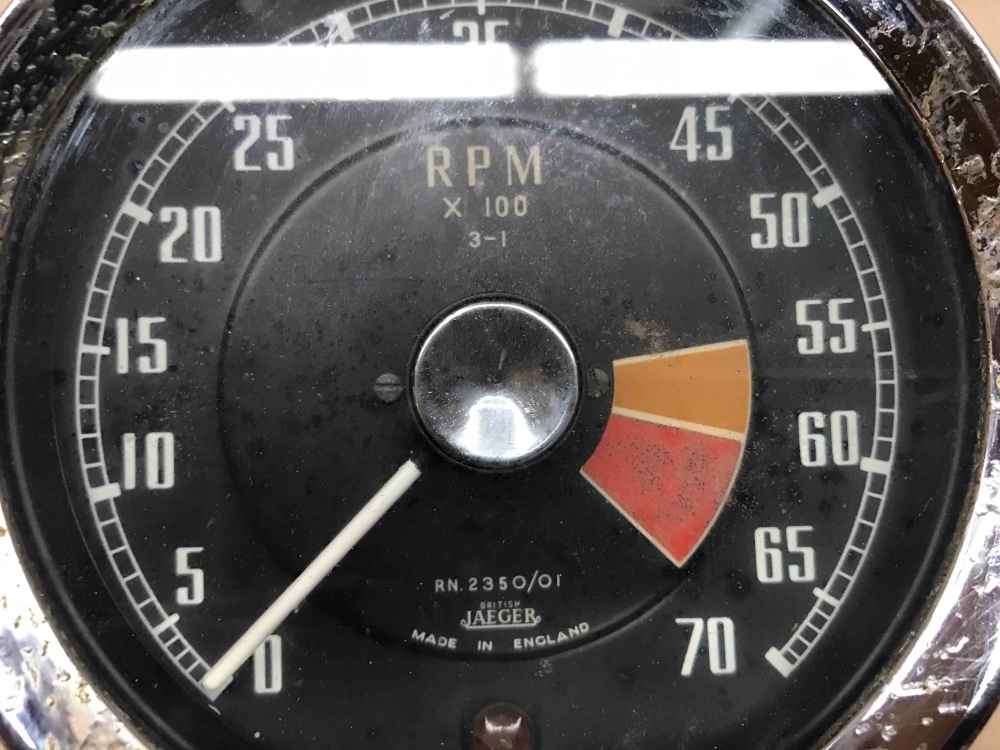 MG MGA 1500 1600 JAEGER Tachometer Tach RPM Gauge RN 2350 01 Ignition