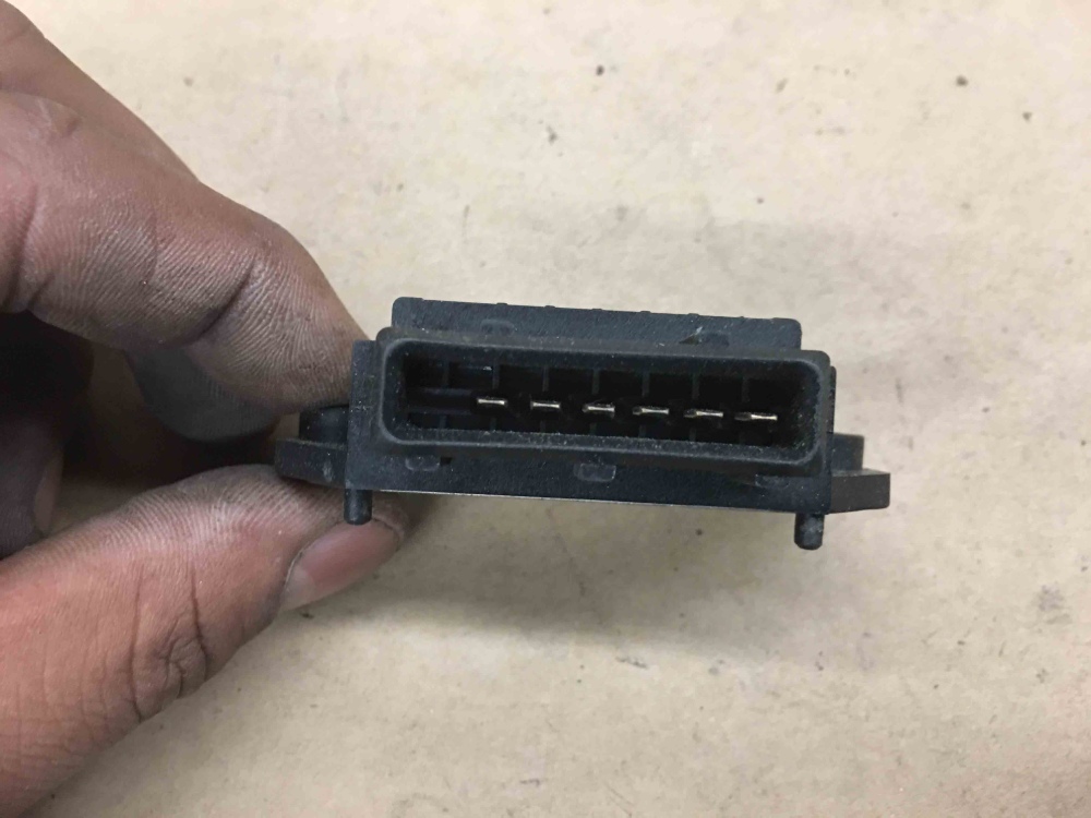 BOSCH 0227100111 Ignition Control Module BMW e21 e23 e24 e30 Alfa Romeo