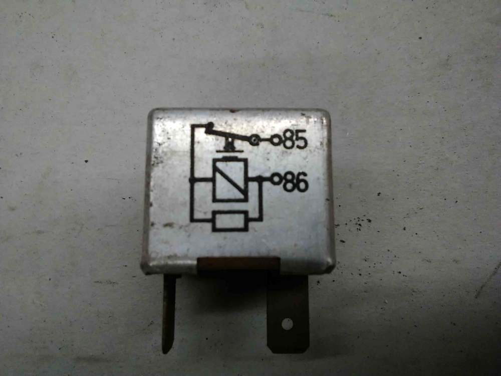 VW Key Buzzer Relay 111951307A For Sale, Seattle WA