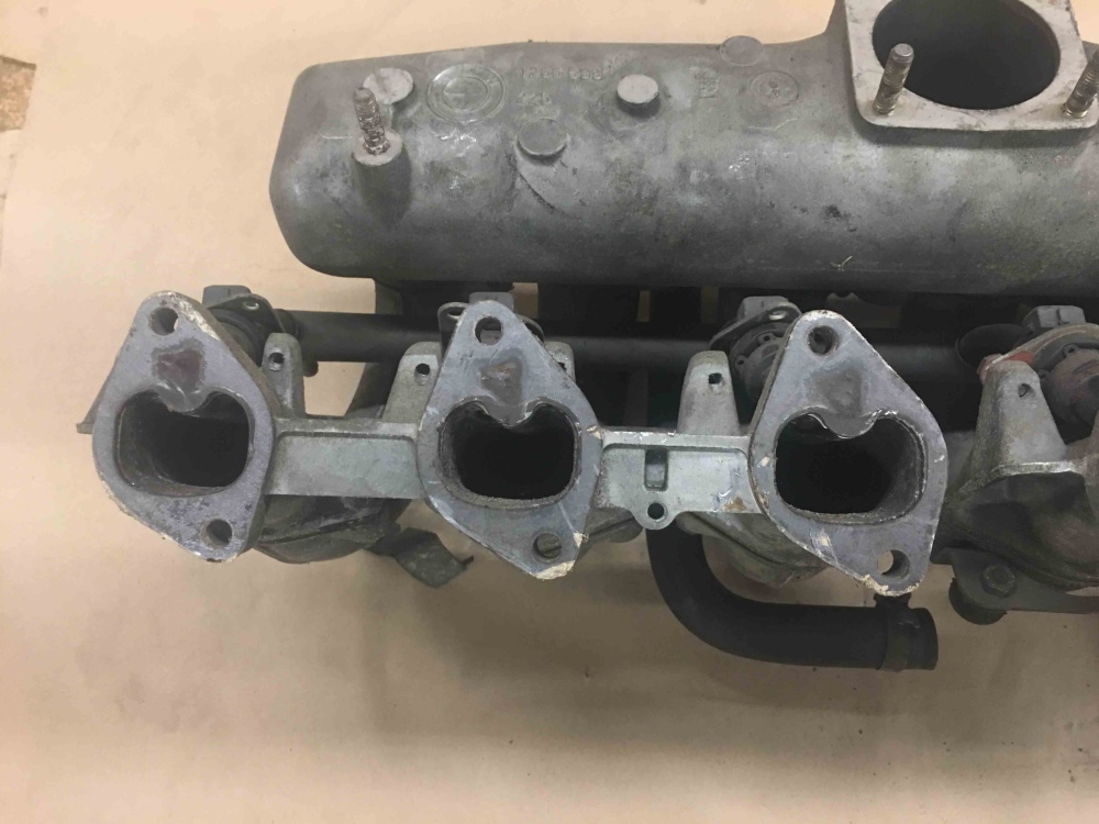 BMW E12 E23 E24 M30 Intake Manifold 6 Cylinder 1266599 For Sale