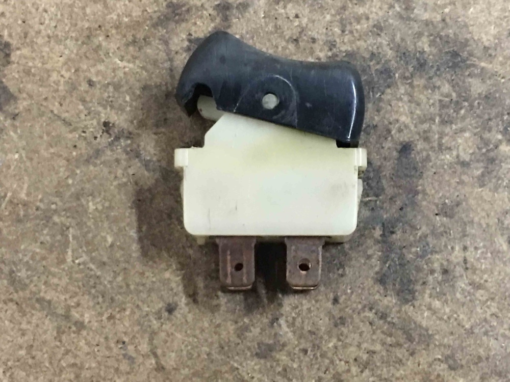 Triumph TR250 TR6 Spitfire GT6 Hazard Rocker Switch Lucas 35857A For