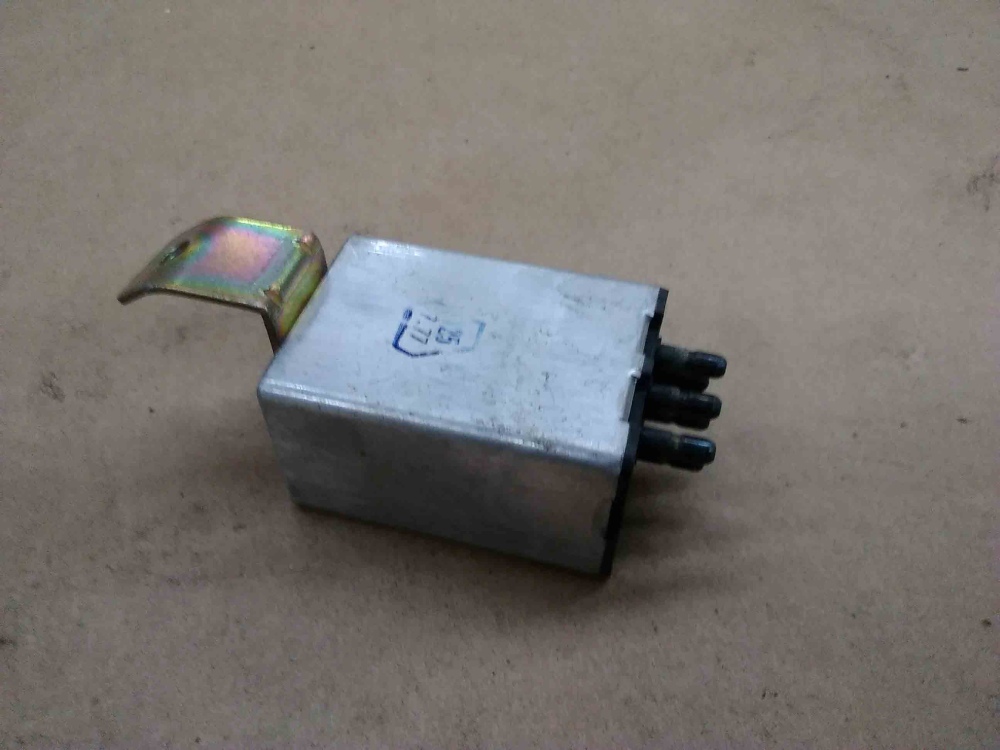 Mercedes 107 W123 Rear Window Defrost Relay VDO 1078200110 OEM - For ...