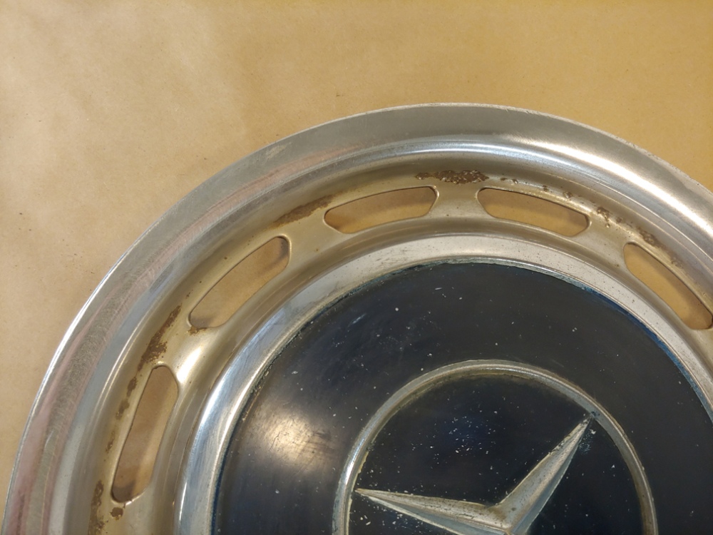 Mercedes Benz Vintage Hubcap 15 inch Wheel Cover with Blue Center OEM