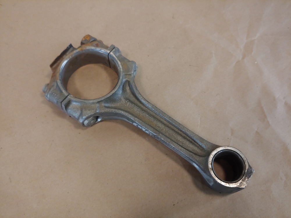 Engine Cone Rods Mercedes Benz 450SL SEC SE W117 Engine Conrod OEM - For Sale, Seattle WA