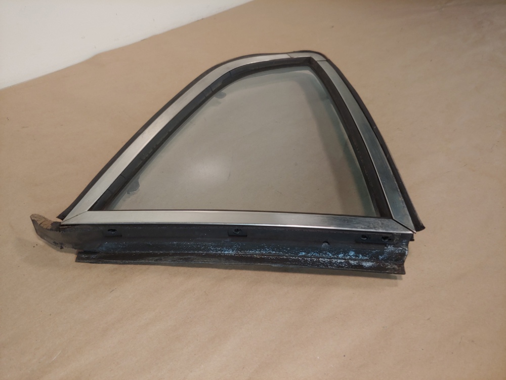 Datsun 240z 260z 280z Rear Right RH Quarter Glass Window Assembly OEM ...