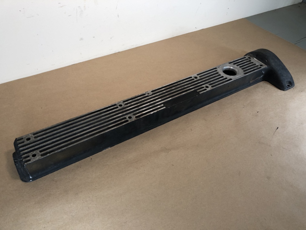 Jaguar XJ6 Series 2 and 3 4.2 Exhaust Cam Cover Valve Cover LH C43521A