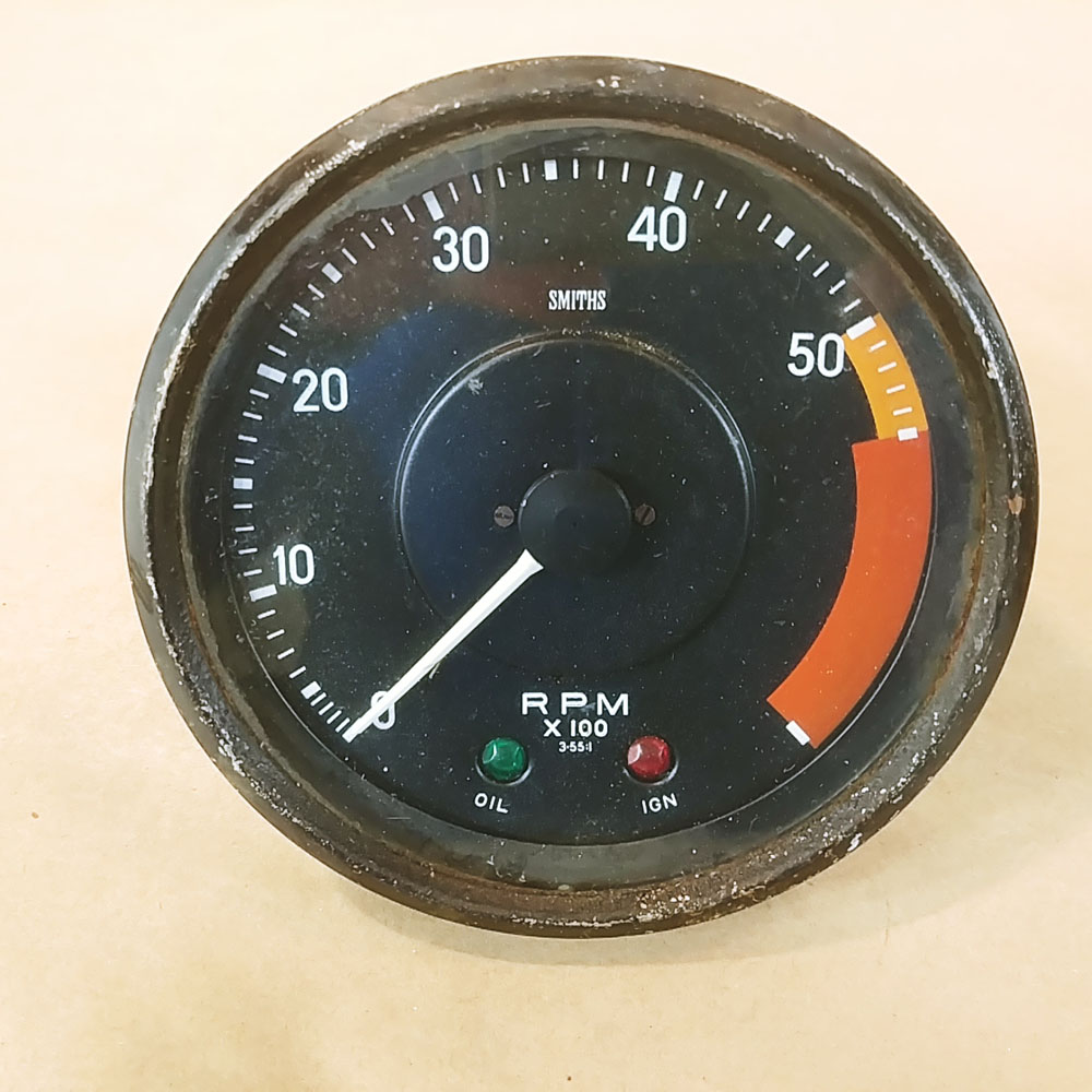 Triumph TR6 TR250 19671972 Original Tachometer RPM Gauge Smiths RN2413/00A OEM For Sale