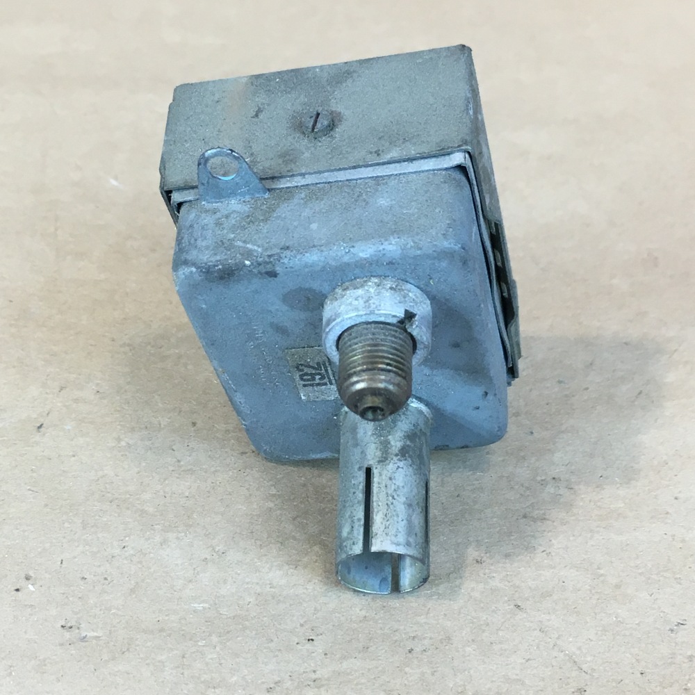 OEM Smiths 19721976 MG MGB Square Oil Pressure Gauge PL 4402/00