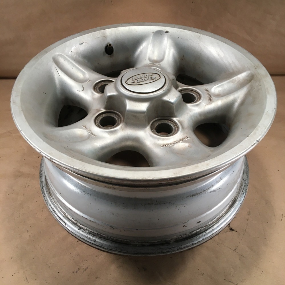 OEM Land Rover Discovery Deep Dish 16 Inch Alloy Wheel