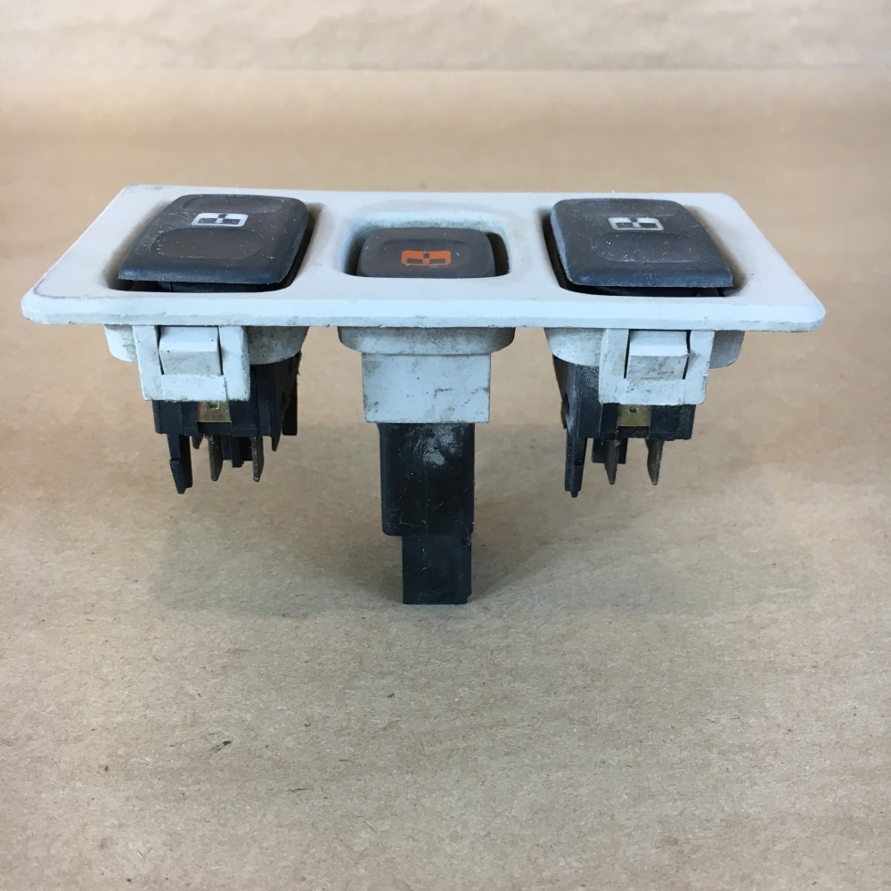OEM 19942004 Land Rover Discovery Sunroof Switch Pack Controls