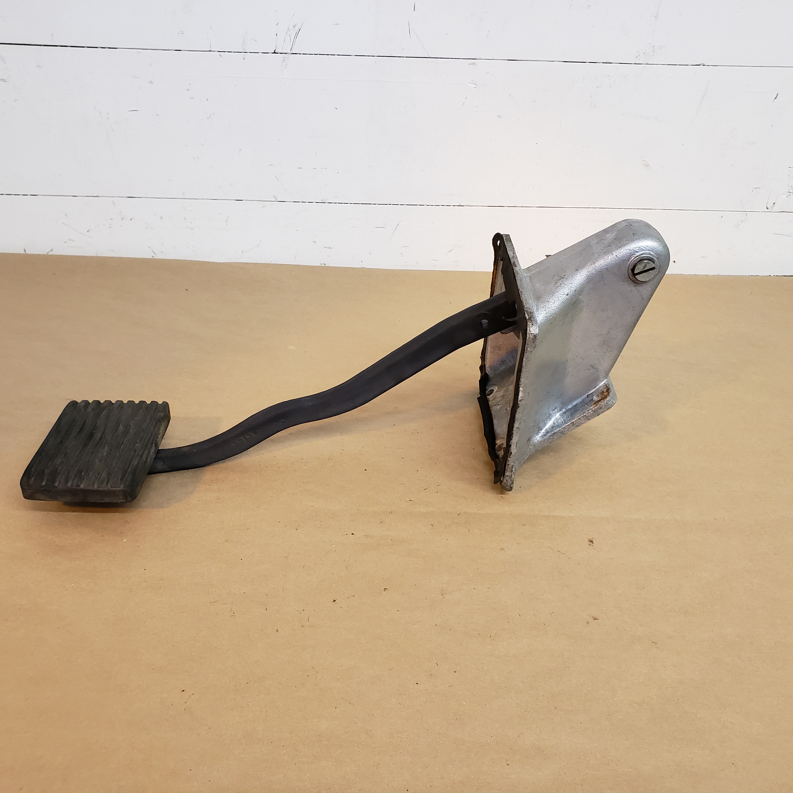 Jaguar XJS Original Brake Pedal Box with Pedal OEM For Sale, Seattle WA