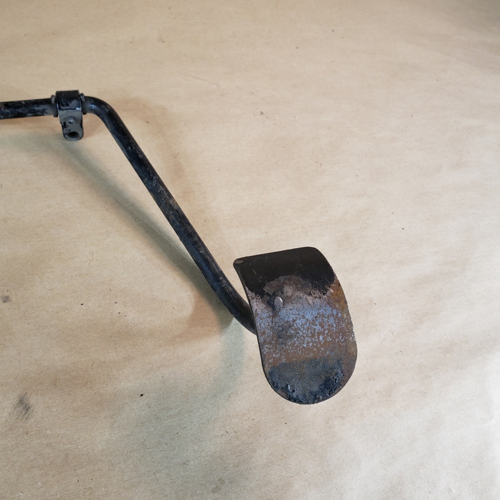 Purchase MG MIDGET AUSTIN HEALEY SPRITE EXHAUST BRACKETS In Lebanon - Foto 2