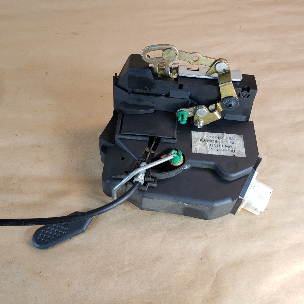 Land Rover Discovery 2 199904 LH Left Rear Door Lock Latch Interior Handle OEM For Sale