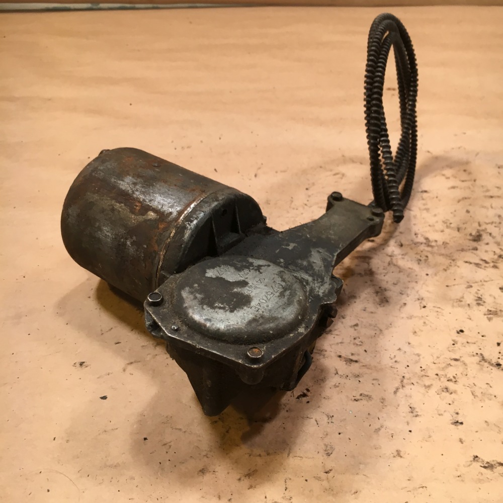 OEM Triumph Spitfire GT6 Windshield Wiper Motor LUCAS 75704E Dated 1972