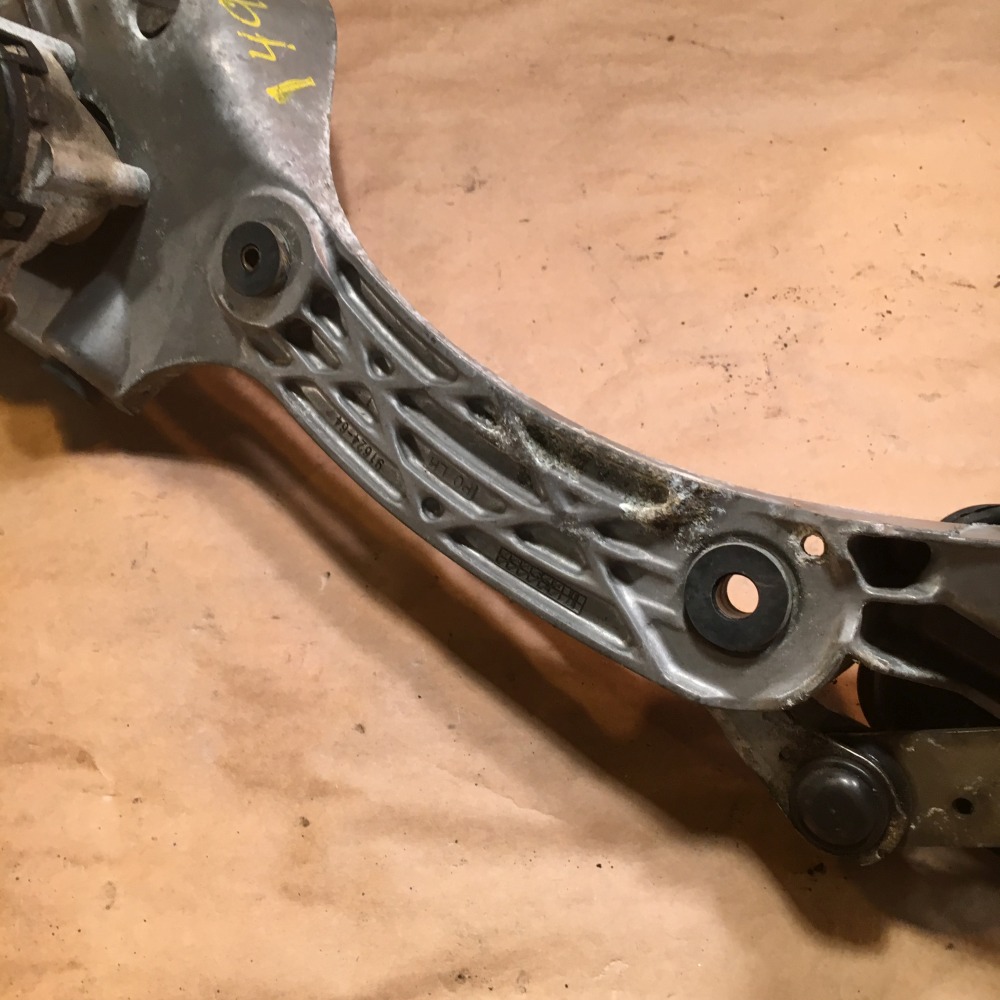 OEM 199907 Jaguar SType Windshield Wiper Motor Bracket PC LH 9162464