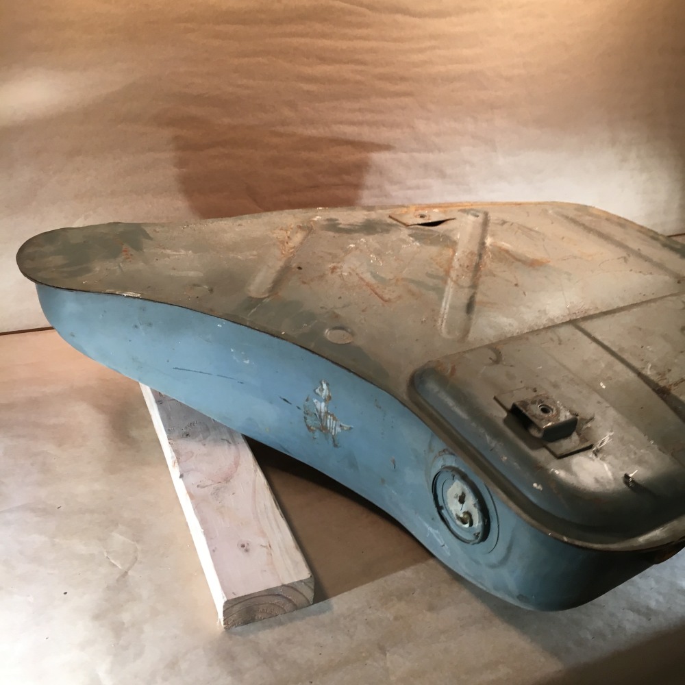 OEM Jaguar XJ6 S1 S2 4.2 Saloon Daimler Fuel Petrol Tank Left LH