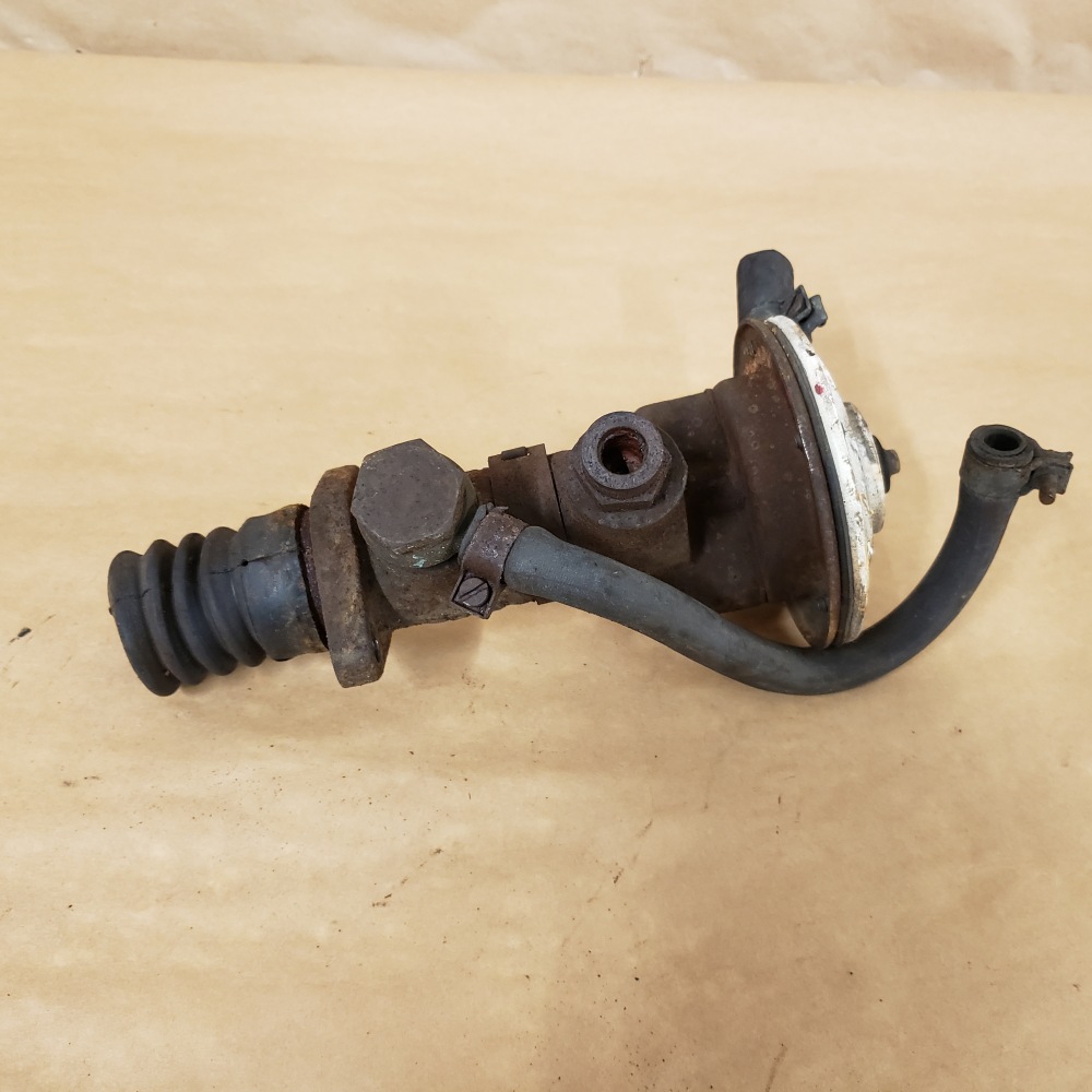 Jaguar EType XKE 196475 Original Brake Master Cylinder Lockheed