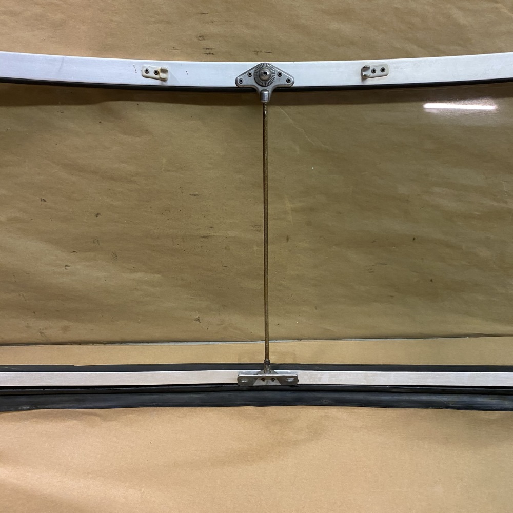 Original 19621969 MG MGB Roadster Front Windscreen Windshield Frame w