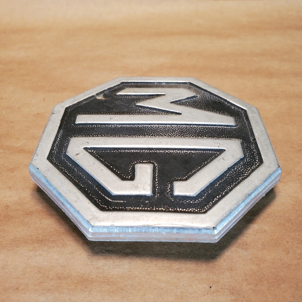 Original MG MGB Trunk Boot Lid Metal Octagon Badge Medallion 19741980 CHA545 For Sale, Seattle WA