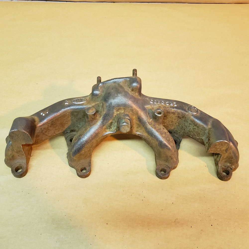 Land Rover V8 Original Right RH Exhaust Manifold ERC3985 OEM For Sale, Seattle WA