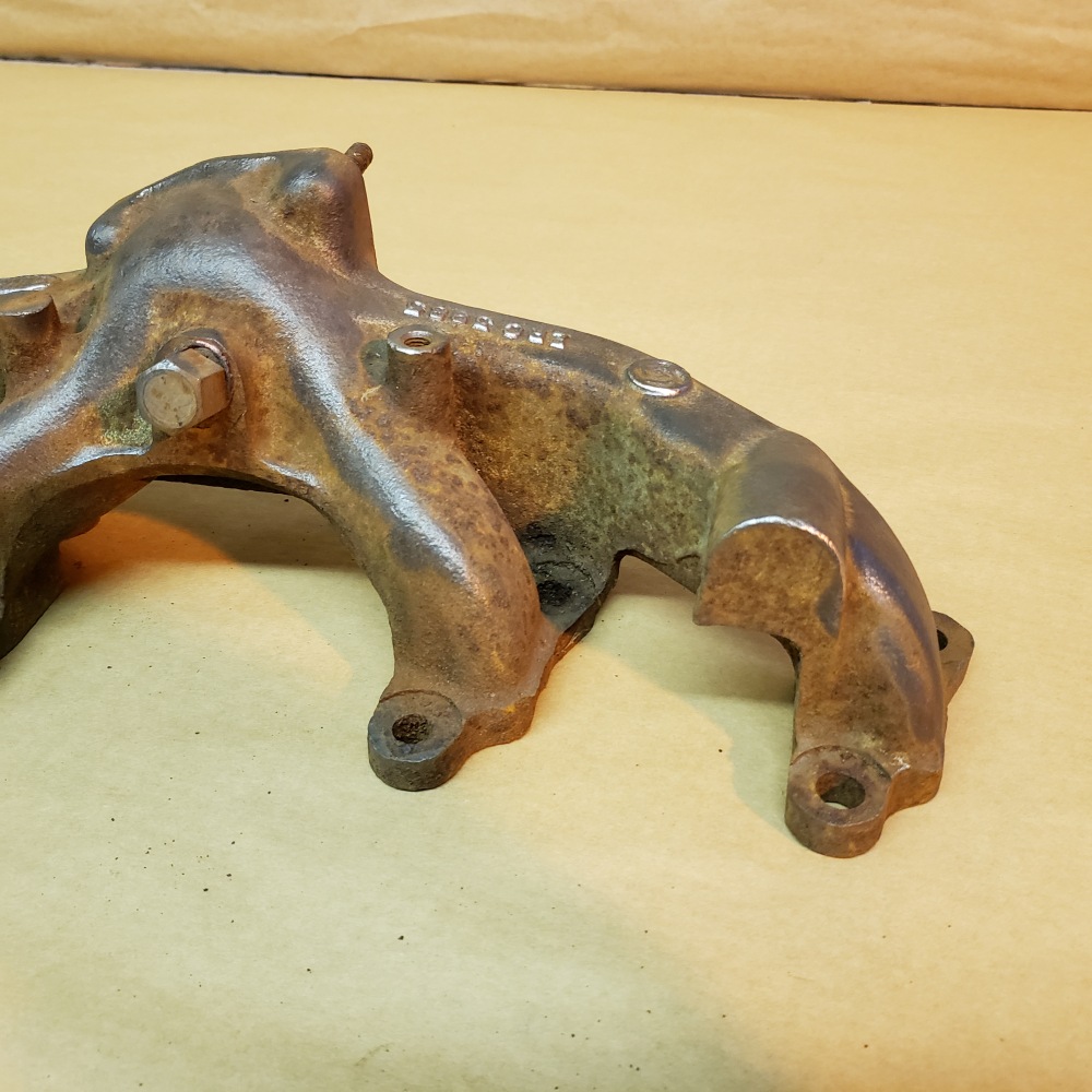Land Rover V8 Original Right RH Exhaust Manifold ERC3985 OEM For Sale, Seattle WA