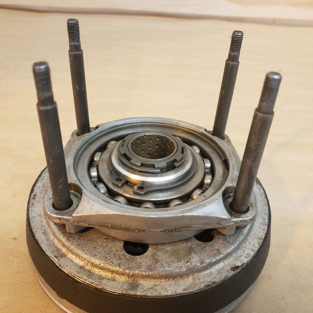 Triumph TR6 Original J Type Overdrive Clutch Member 115380 with Bearing