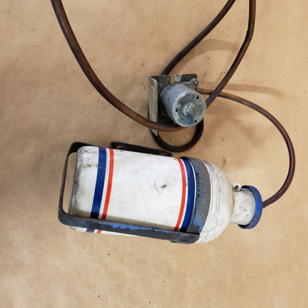 MG MGB 196272 Windshield Washer Bottle with Bracket and Pump For