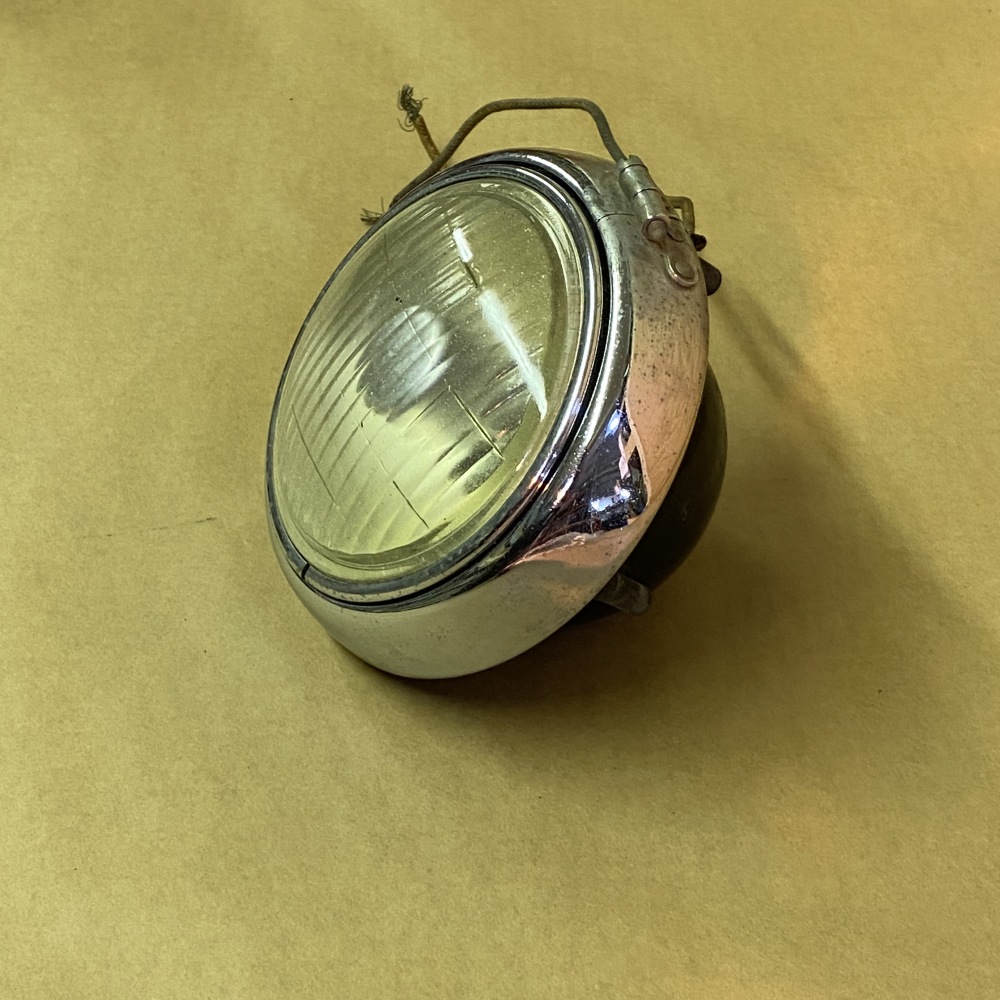 Original Lucas 462 Fog Lamp w Chrome Finisher Ring and Flat Bottom ...