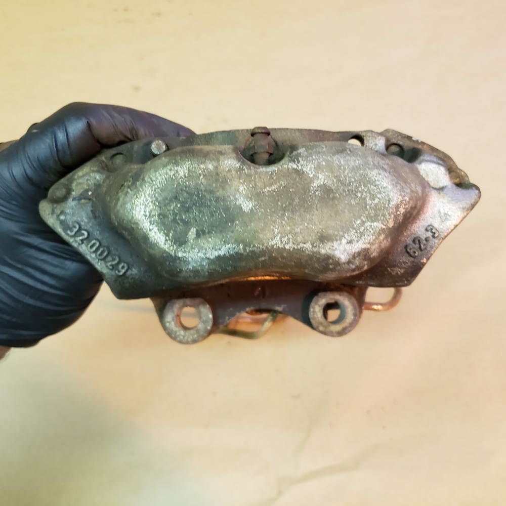 Volvo 240 1990-93 Original Front RH Right Brake Caliper 320029 OEM ...