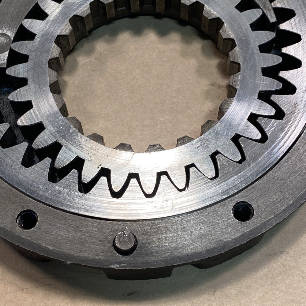 Original Jaguar XKE S3 V12 Oil Pump Housing with Inner and Outer Gear