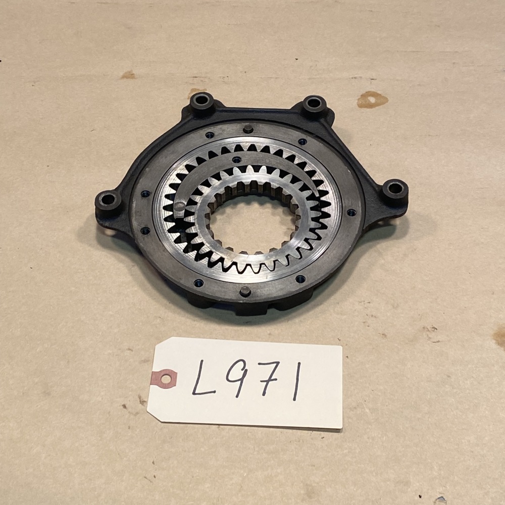Original Jaguar XKE S3 V12 Oil Pump Housing with Inner and Outer Gear