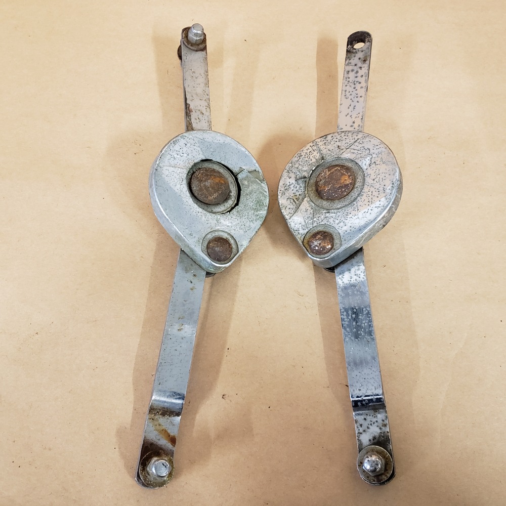 MG MGB GT Original Rear Hatch Springs Set OEM For Sale, Seattle WA