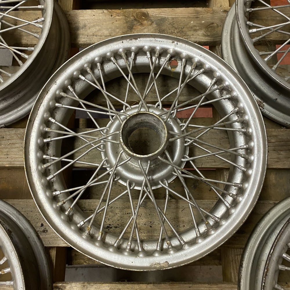 Original MG Triumph 15 x 4 48Spoke Wire Wheels Set of 5 OEM For Sale