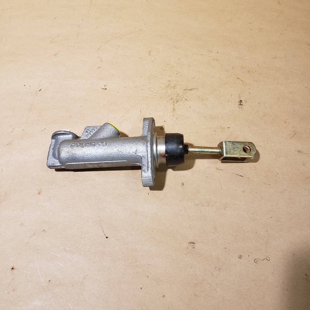 Original Triumph TR2 TR3 TR3A Girling Clutch Master Cylinder .75A