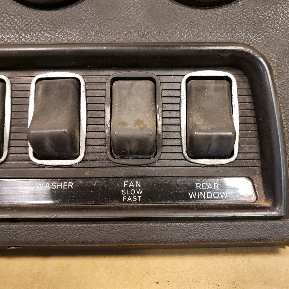Original Jaguar XKE E-Type S2 Center Smiths Instrument Cluster Switch ...