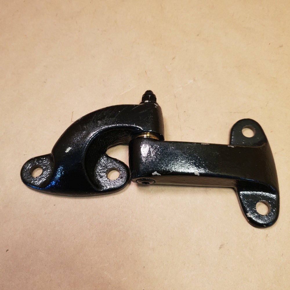 NOS Aftermarket Land Rover Defender Rear Door Hinge BHB710051 Made in U