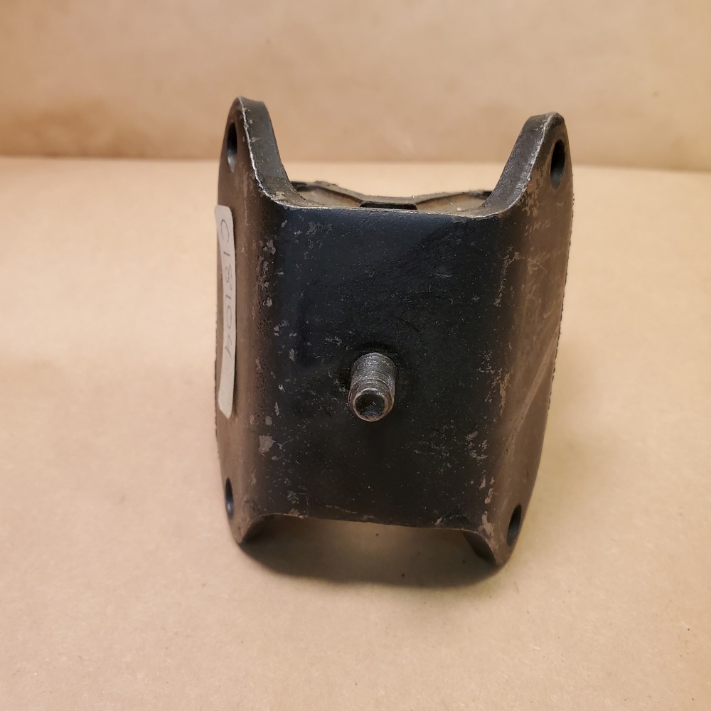 thumbnail image 2 of Rear Axle Mount For Jaguar E-Type, S-Type, 420, Daimler - C17198 Replacement 2 of 3