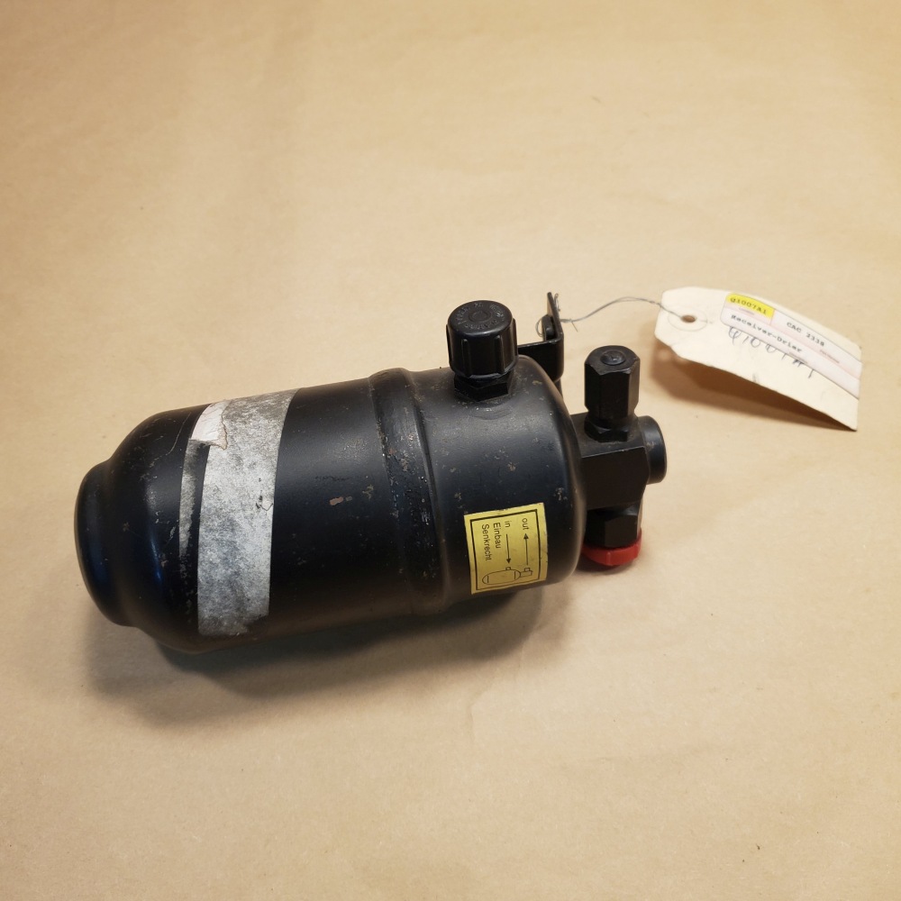 NOS Jaguar XJ6 Vanden Plas A/C Vertical Receiver Drier Bottle CAC2338