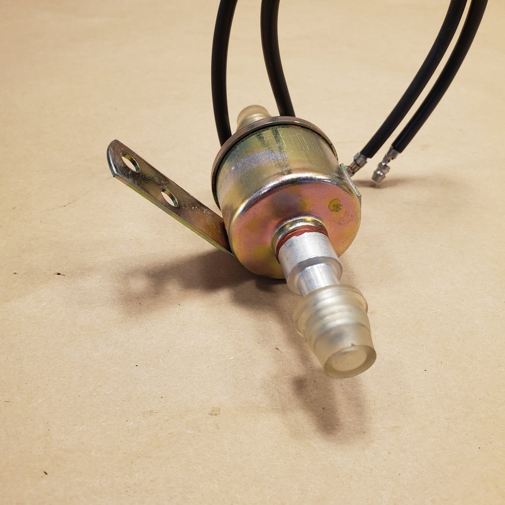 NOS Jaguar XJ6 XJ12 Fuel Solenoid Valve Return Right Hand Side CBC4270